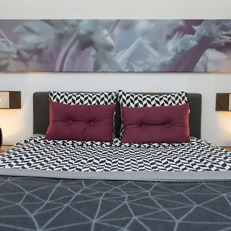 L'home Bed & Breakfast 2*