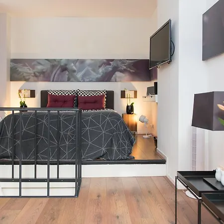 L'home Bed & Breakfast 2*