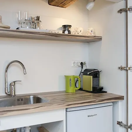 فندق مبيت وإفطار L'home 2*